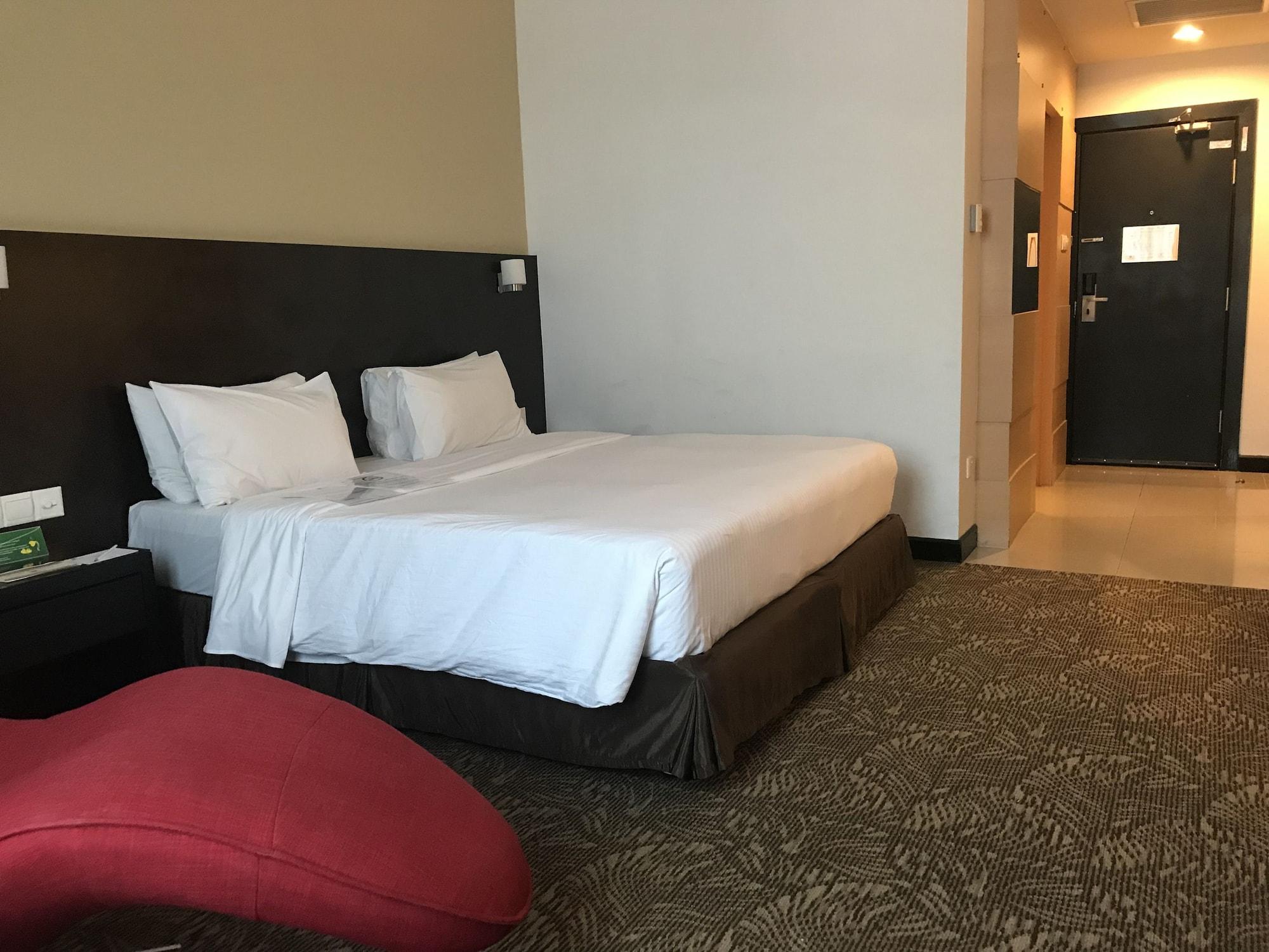 The Klagan Hotel Kota Kinabalu Kültér fotó