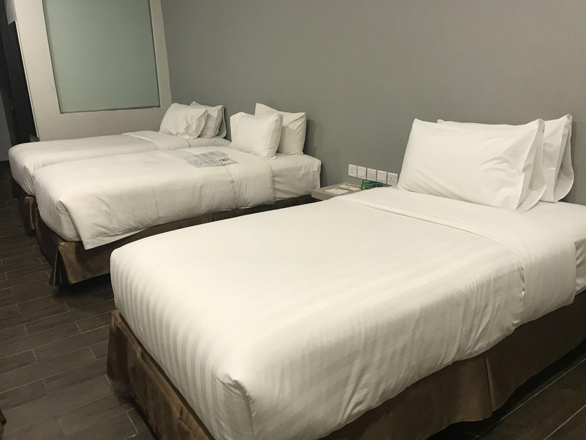 The Klagan Hotel Kota Kinabalu Kültér fotó