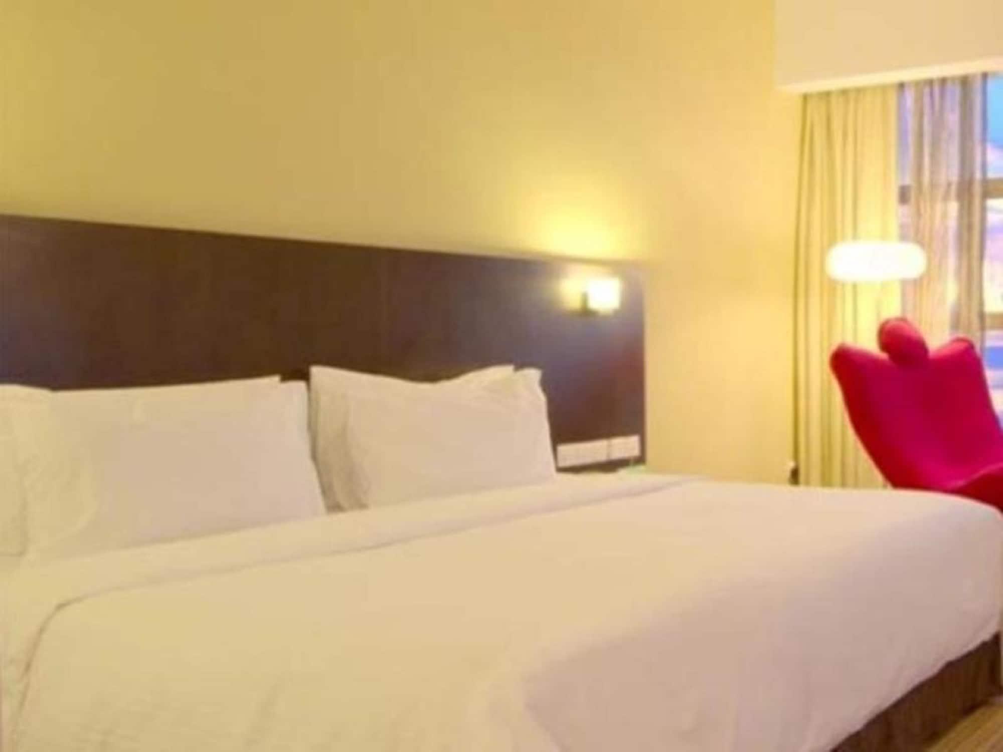 The Klagan Hotel Kota Kinabalu Kültér fotó