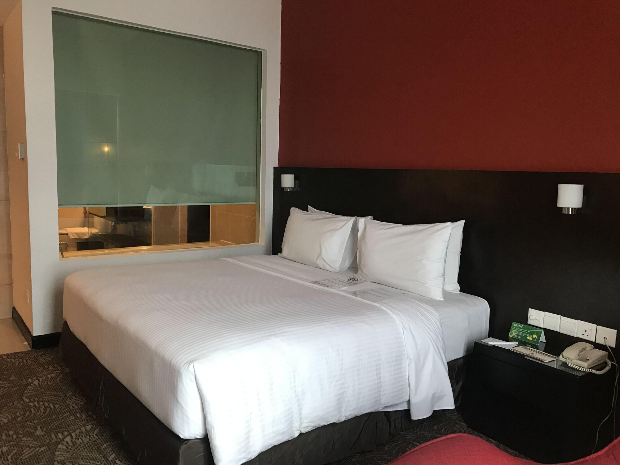 The Klagan Hotel Kota Kinabalu Kültér fotó