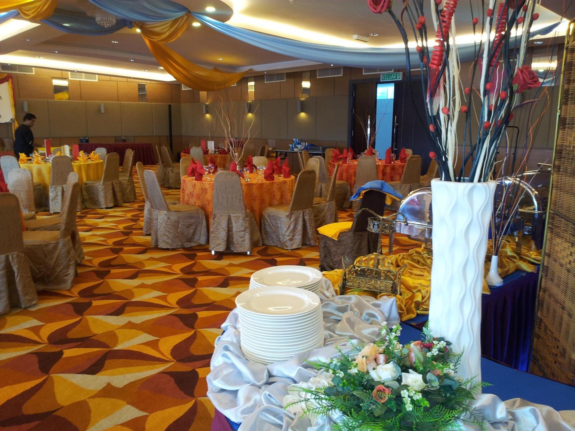 The Klagan Hotel Kota Kinabalu Kültér fotó