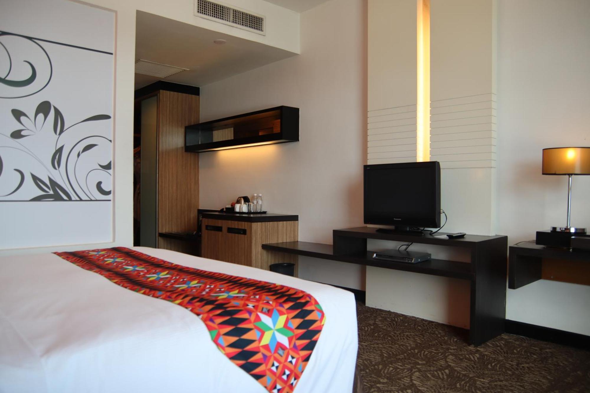 The Klagan Hotel Kota Kinabalu Kültér fotó